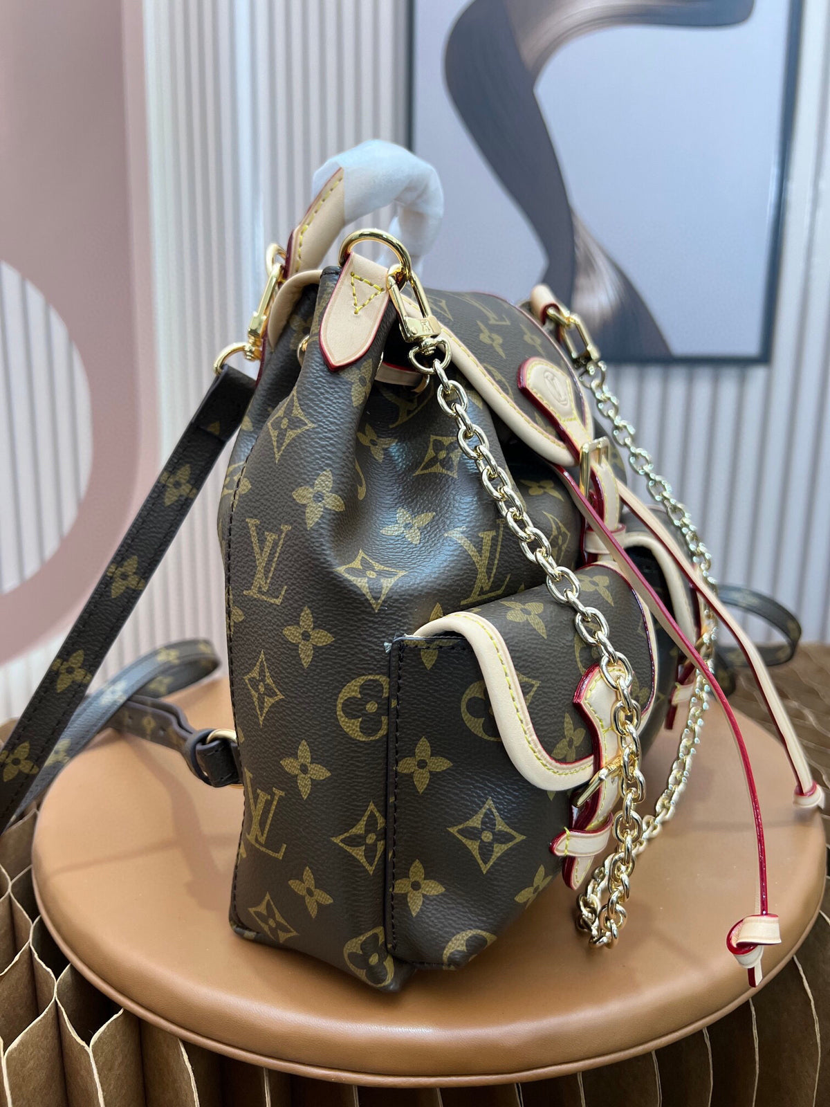 LV WOMENS BAG