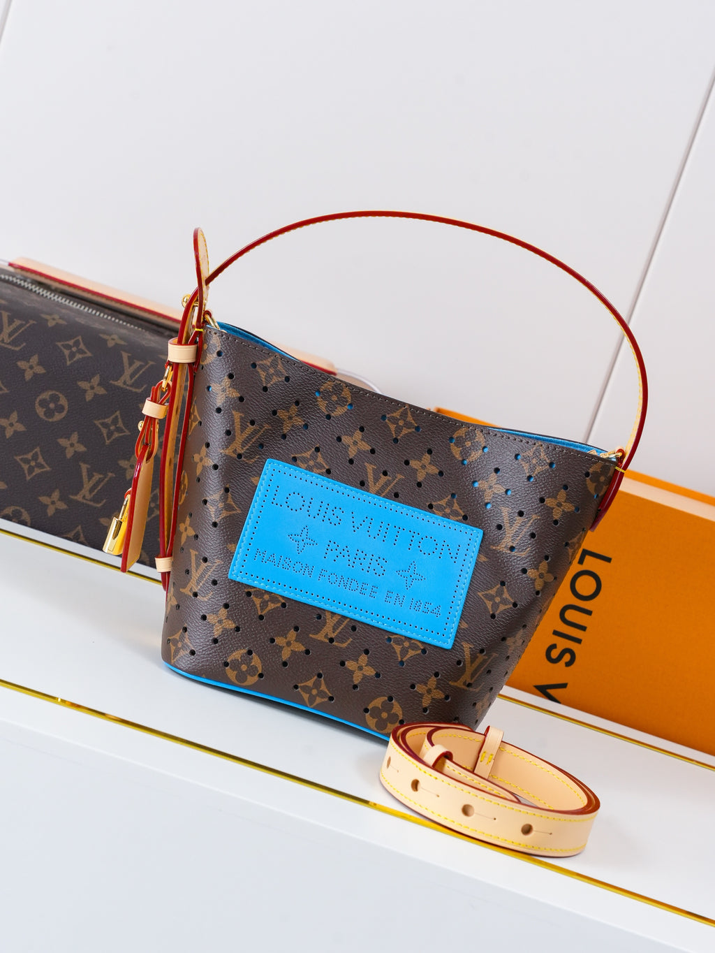 LV WOMENS BAG