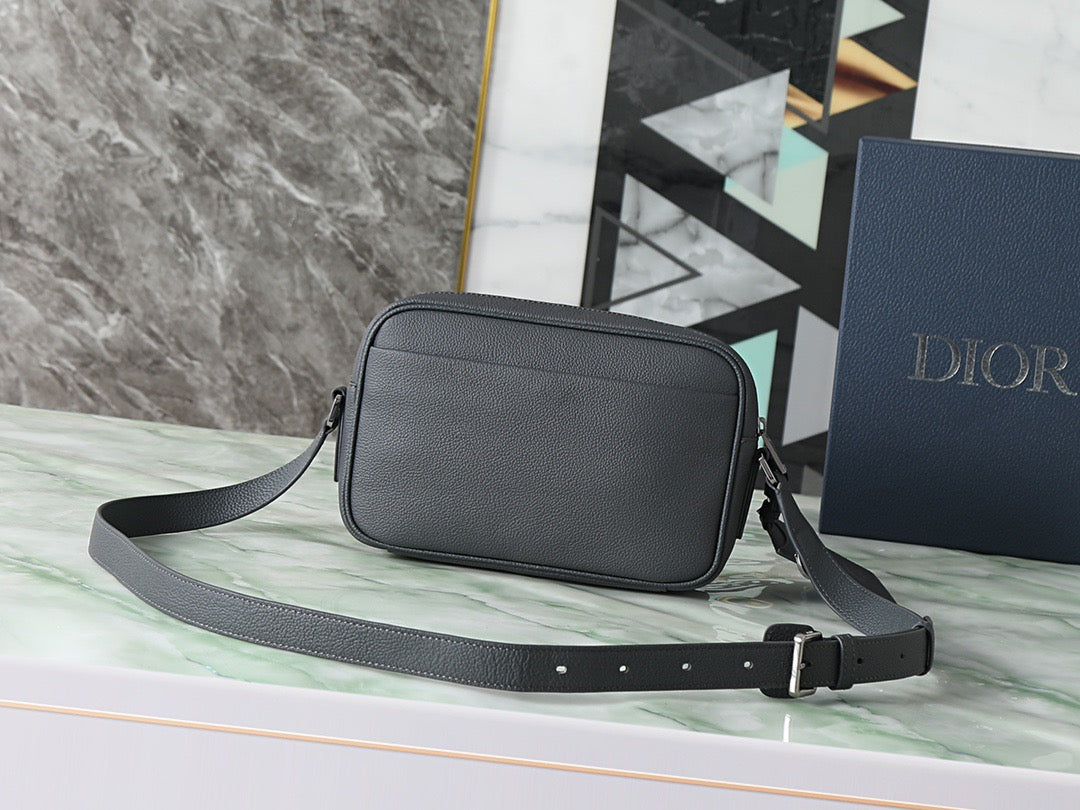 DIOR MESSENGER BAG