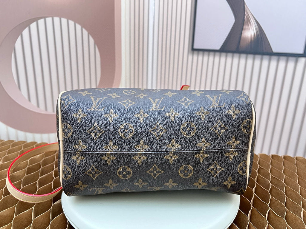LV WOMENS BAG