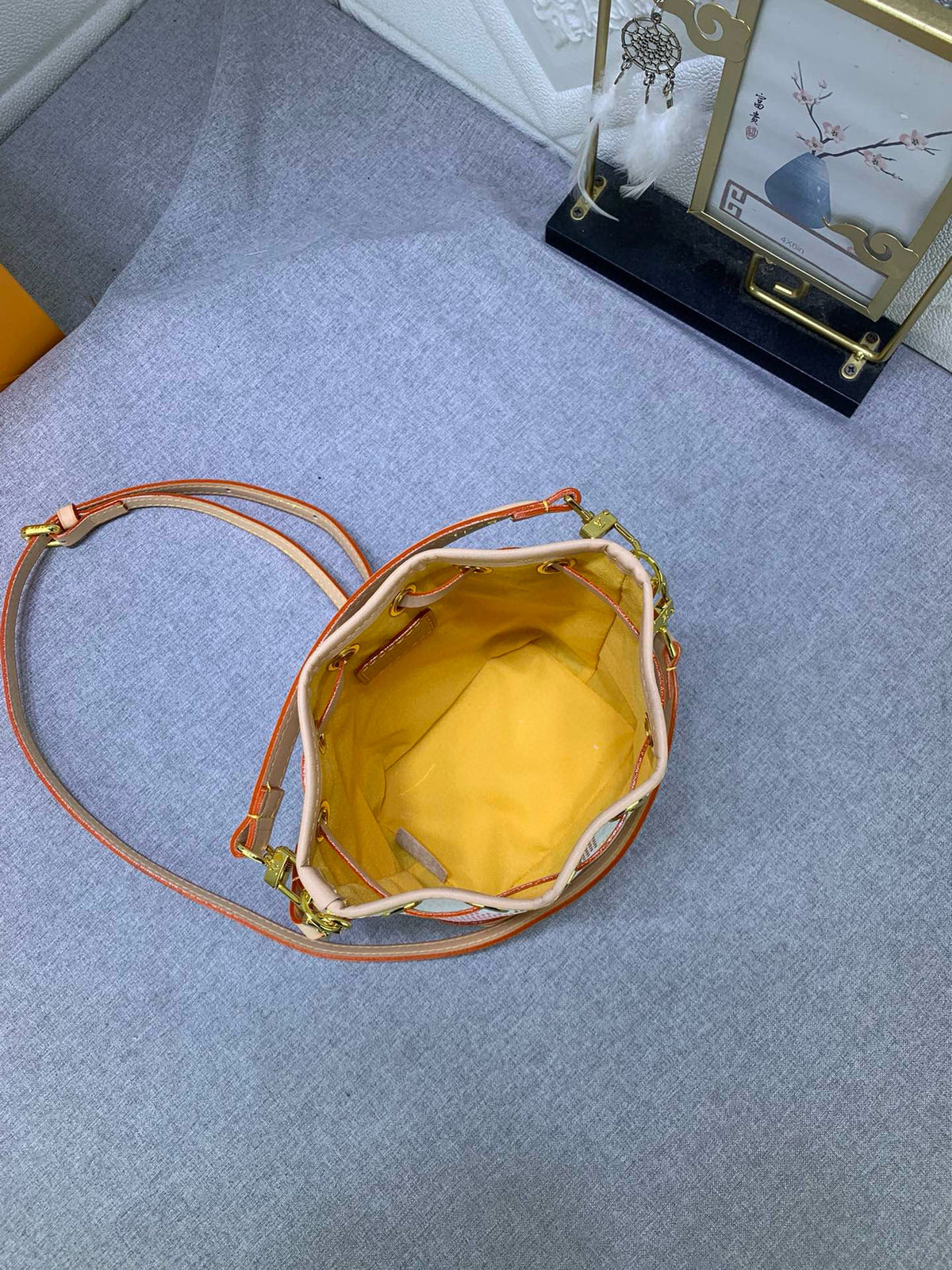 LV WOMENS BAG