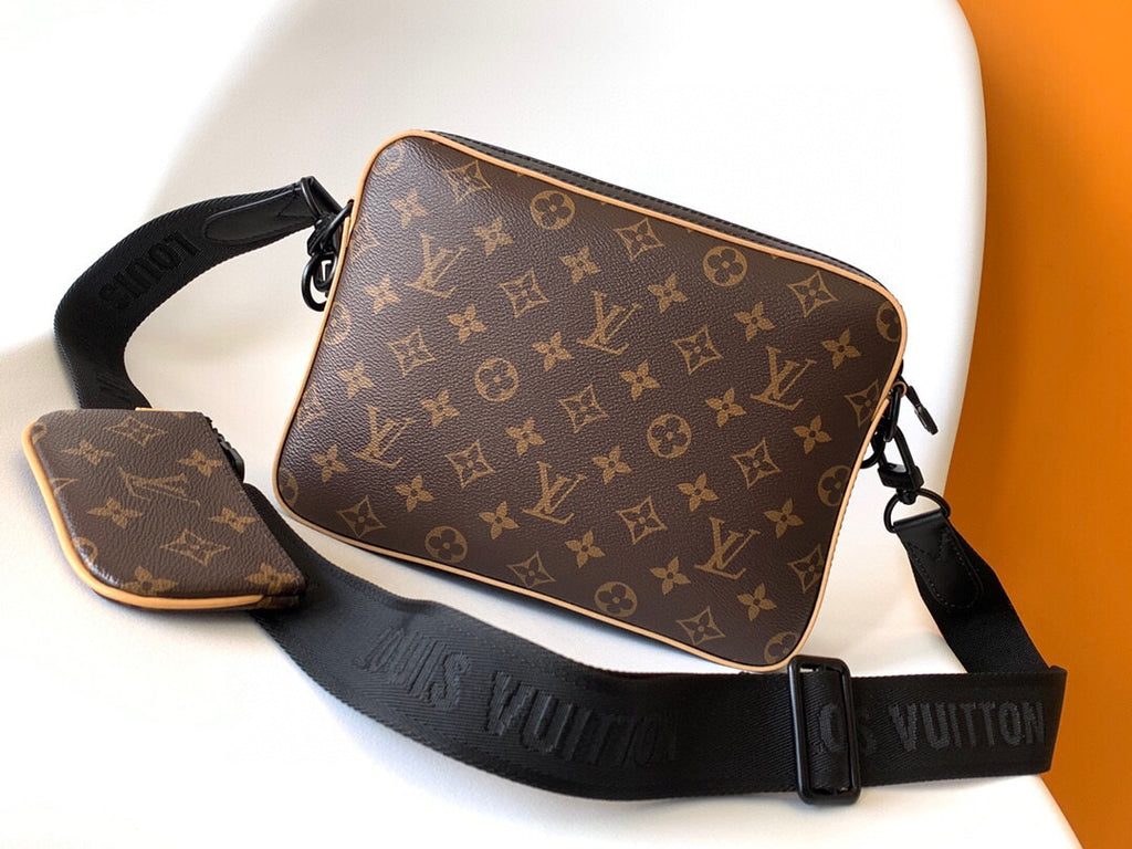 LV MESSENGER BAG