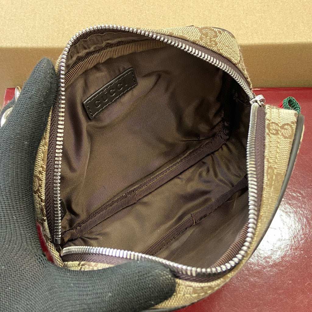 GUCCI MESSENGER BAG