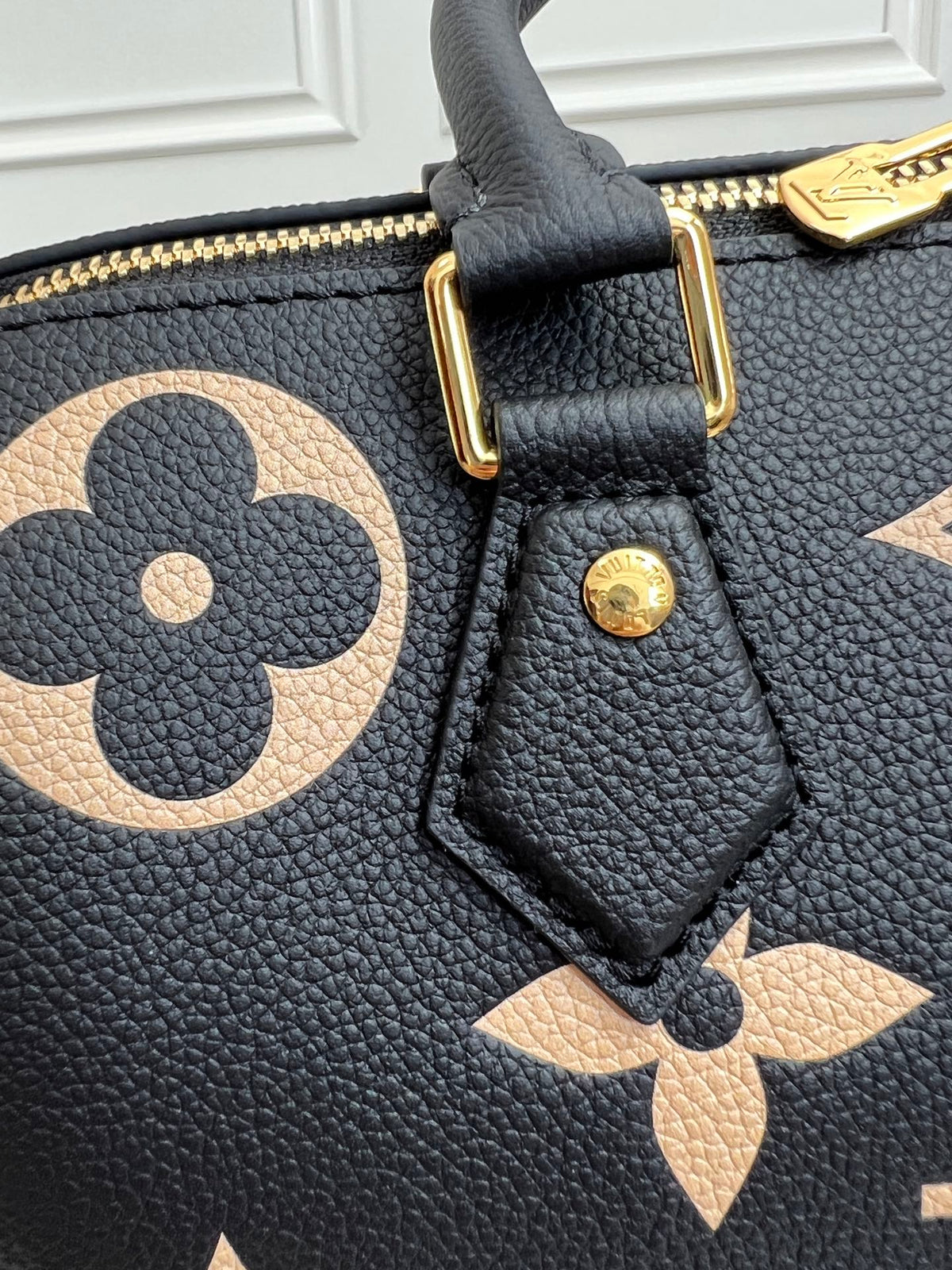 LV WOMENS BAG