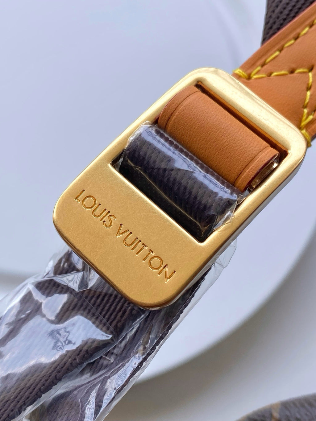 LV WOMENS BAG