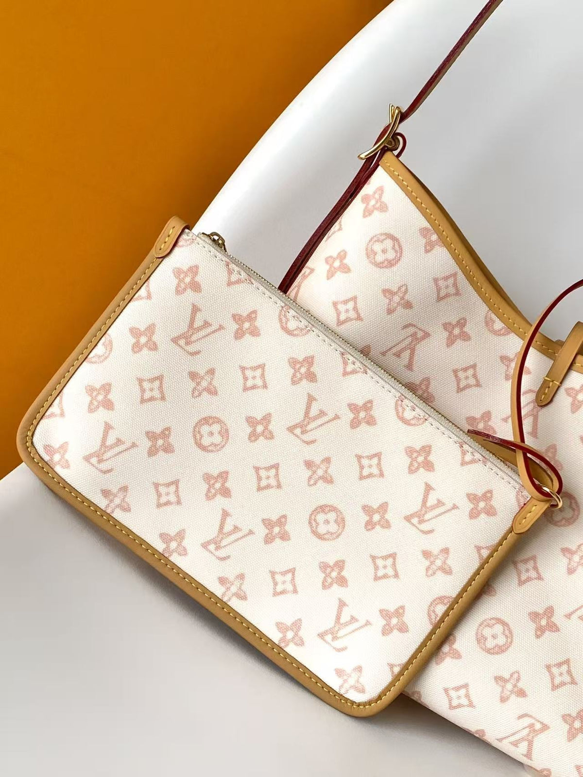 LV WOMENS BAG