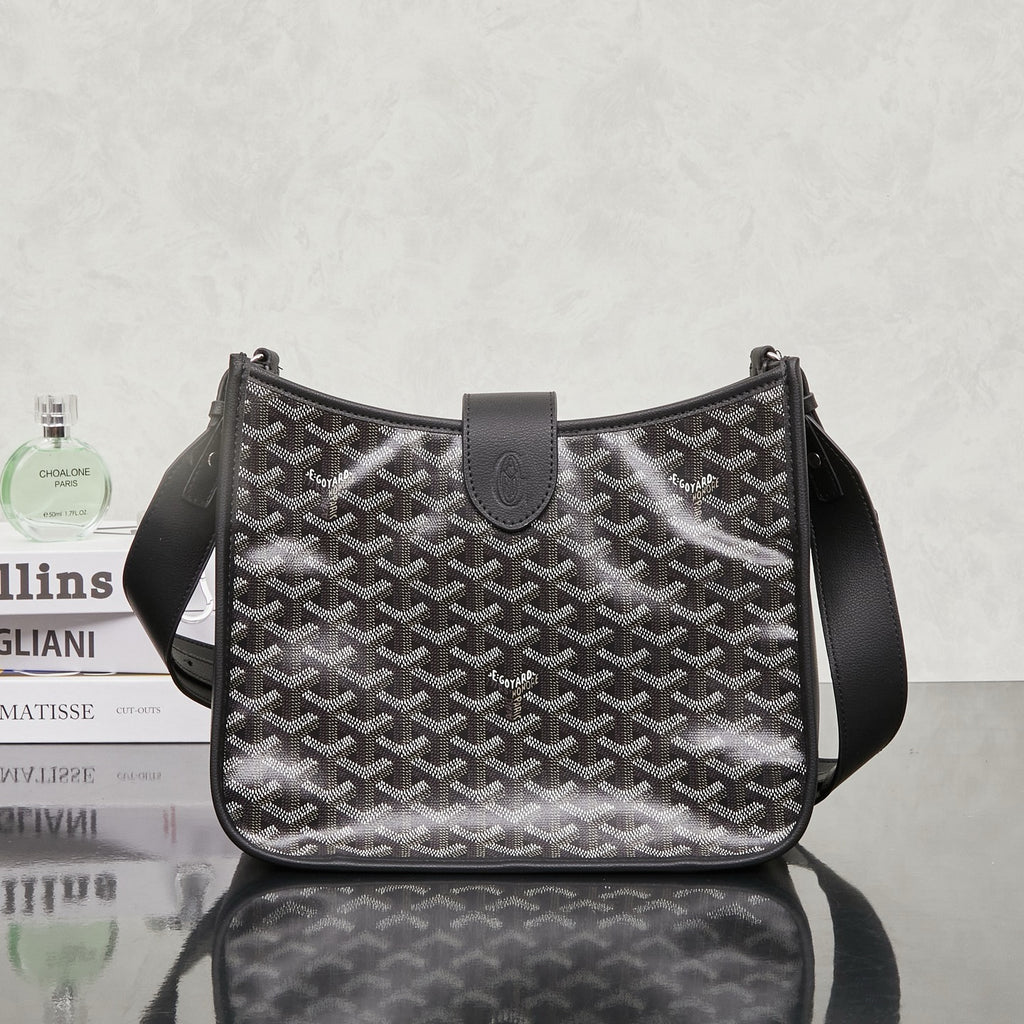 GOYARD WOMENS BAG