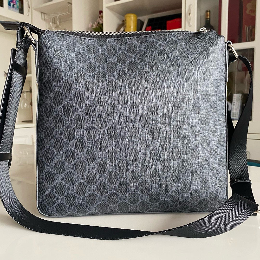 GUCCI MESSENGER BAG