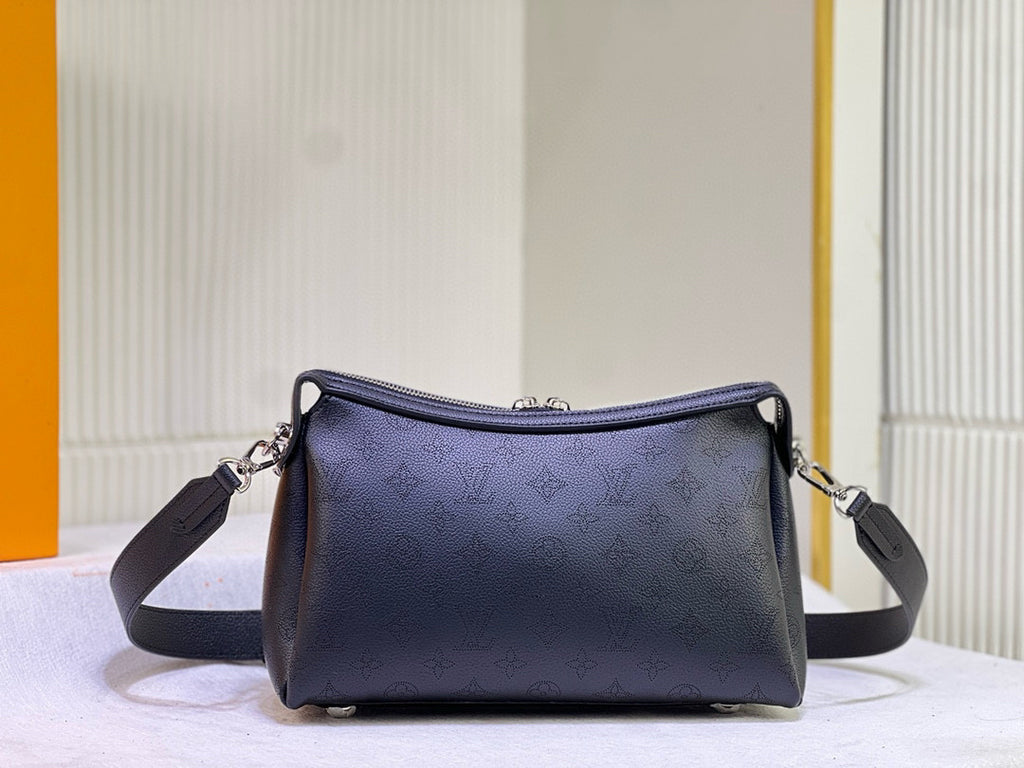 LV WOMENS BAG