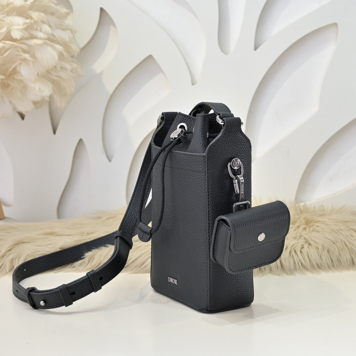 DIOR MESSENGER BAG
