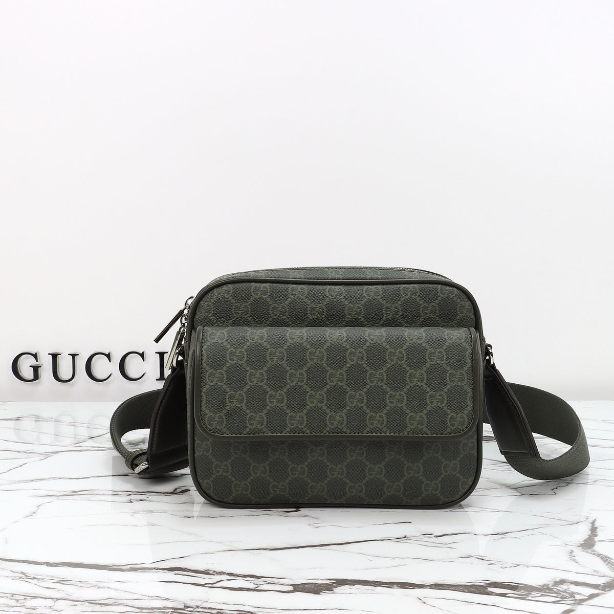 GUCCI MESSENGER BAG