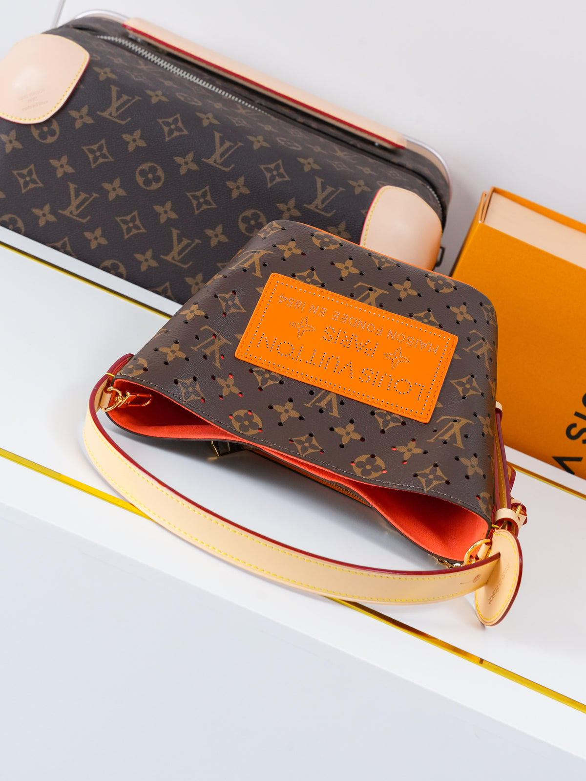 LV WOMENS BAG