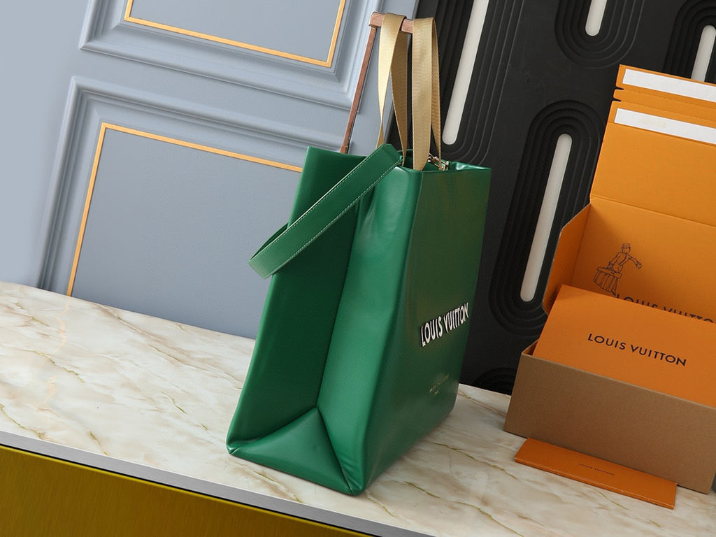 LV WOMENS BAG