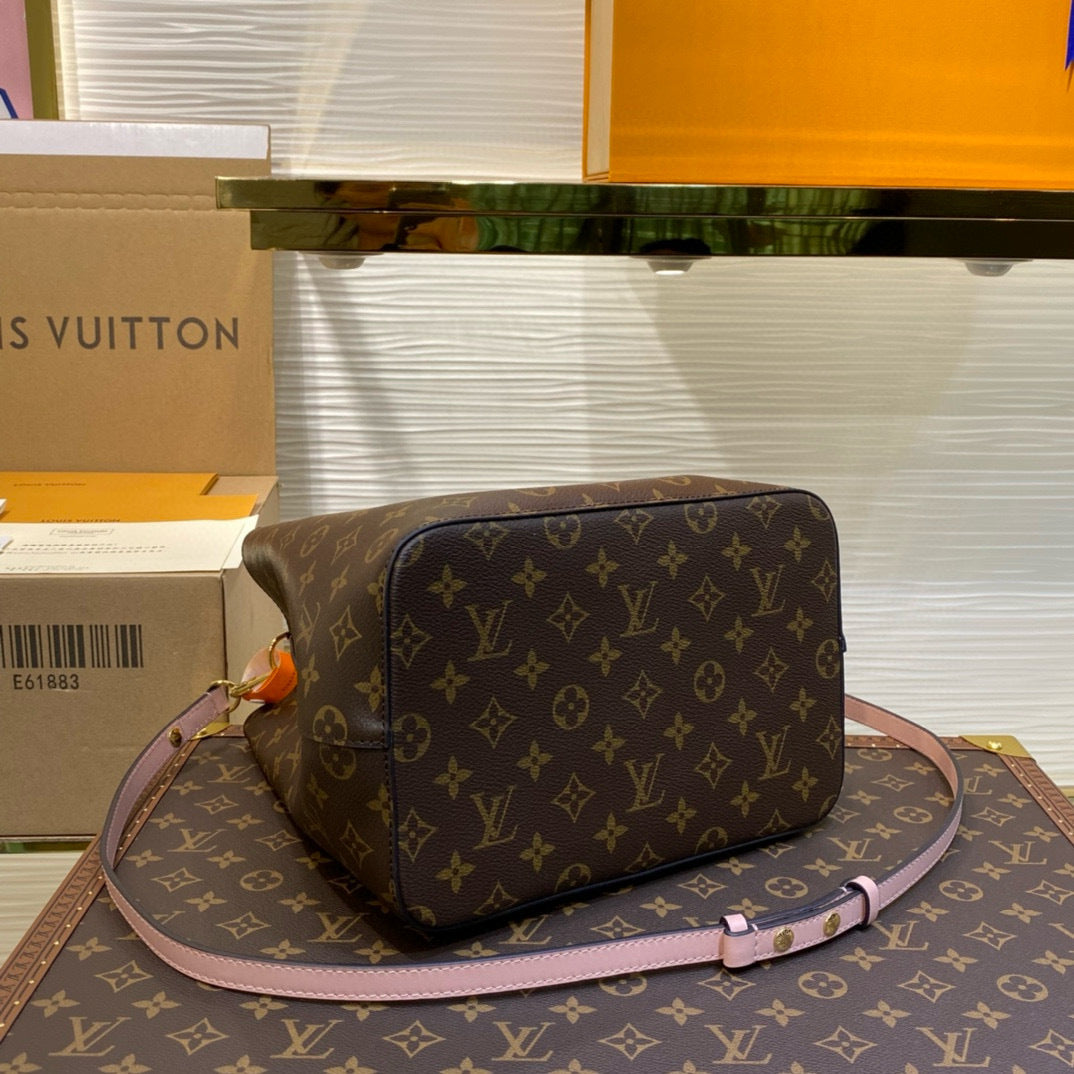 LV WOMENS BAG