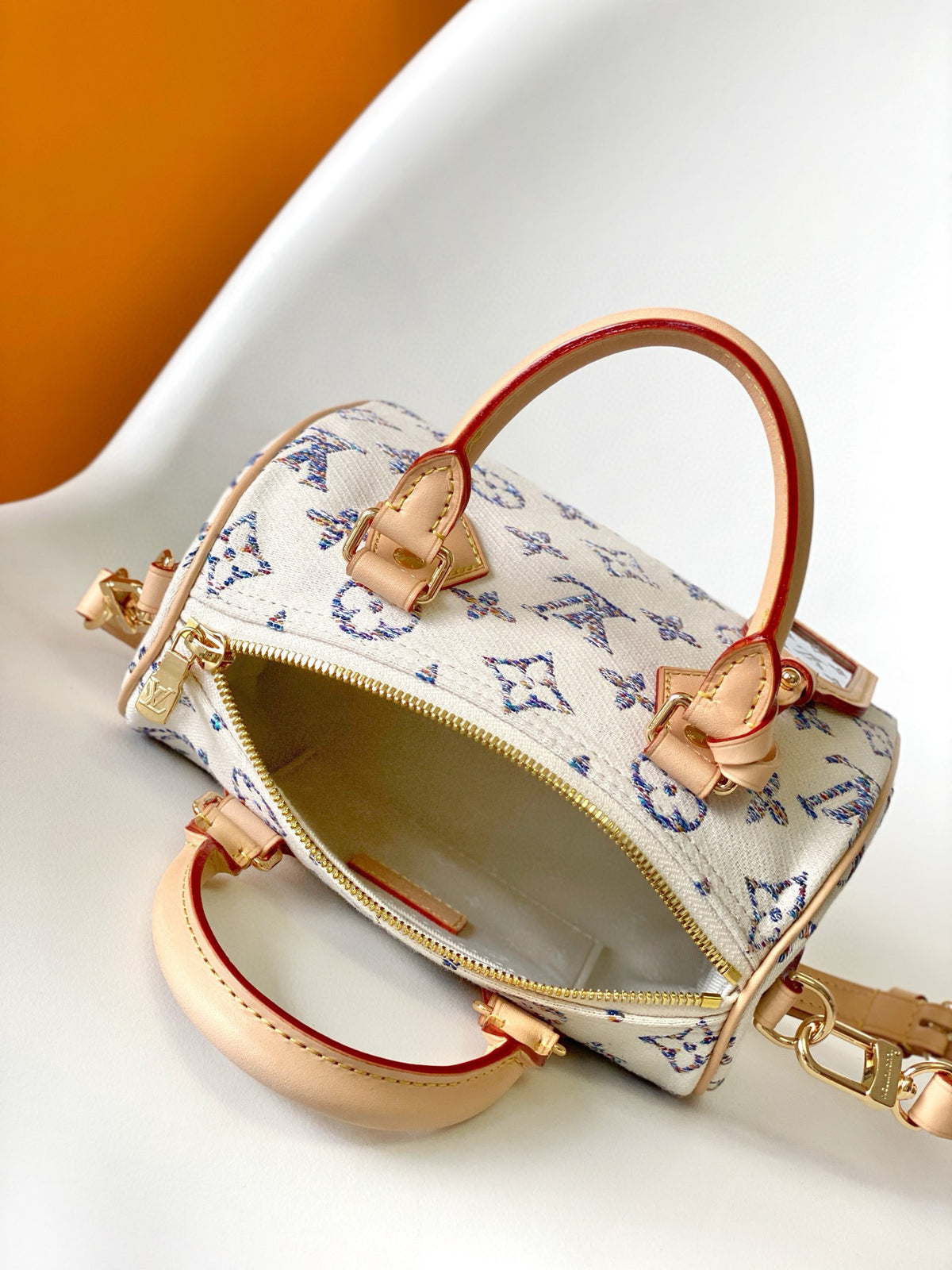 LV WOMENS BAG