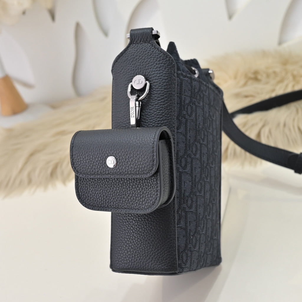 DIOR MESSENGER BAG