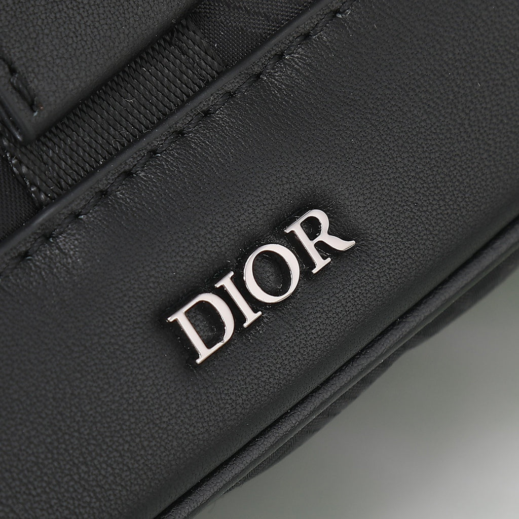DIOR MESSENGER BAG