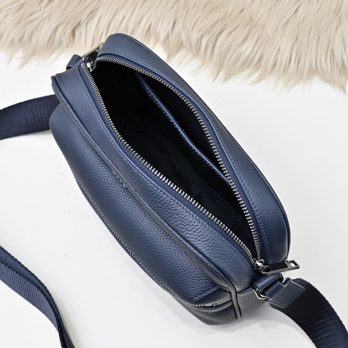 DIOR MESSENGER BAG