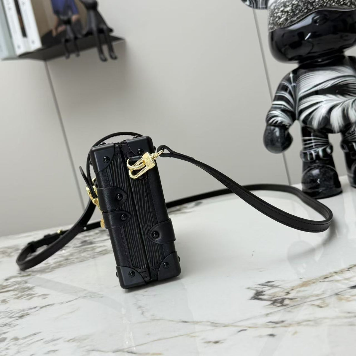 LV WOMENS BAG