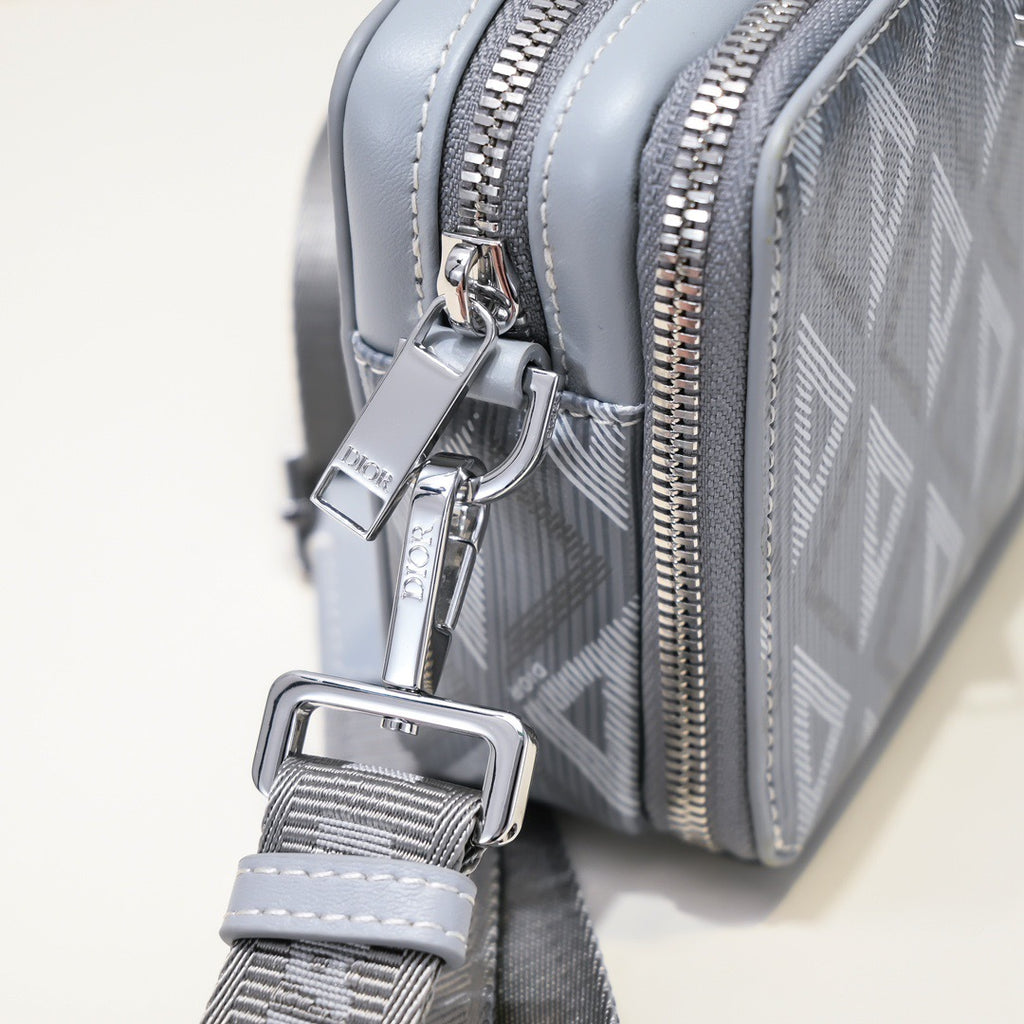 DIOR MESSENGER BAG