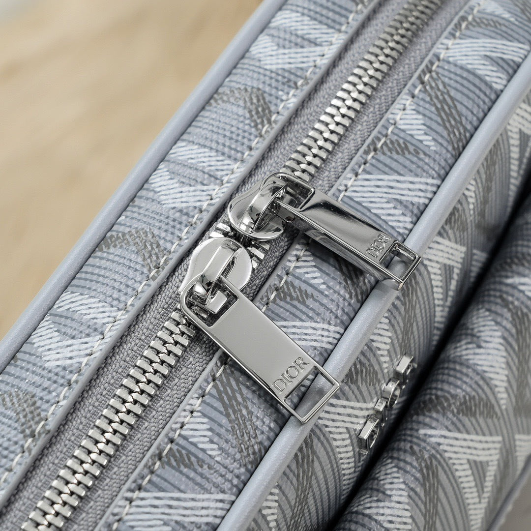 DIOR MESSENGER BAG