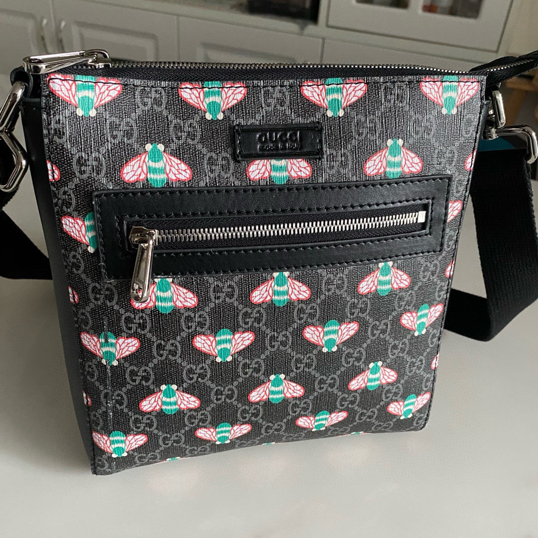 GUCCI MESSENGER BAG