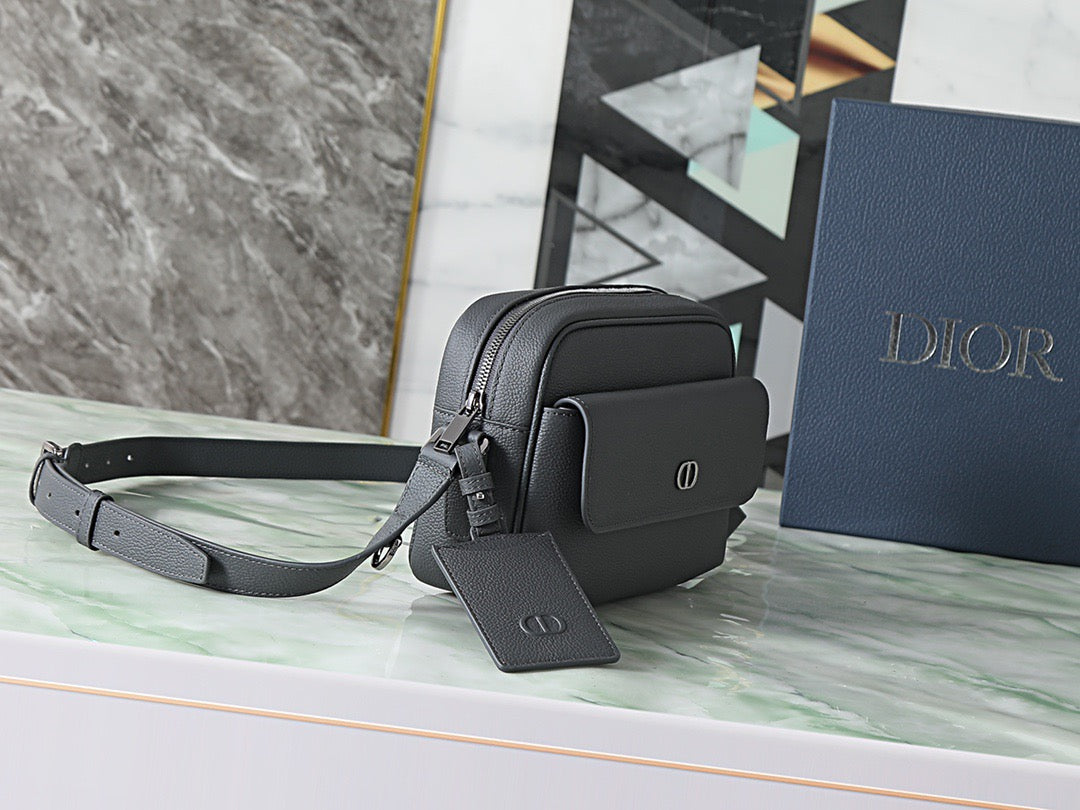 DIOR MESSENGER BAG