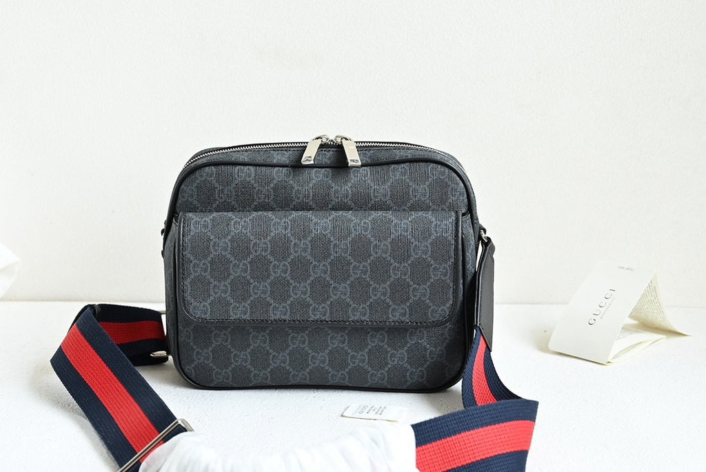 GUCCI MESSENGER BAG
