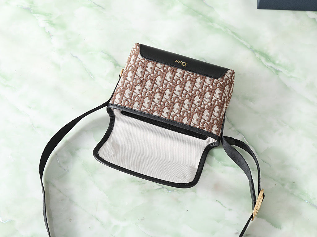 DIOR MESSENGER BAG