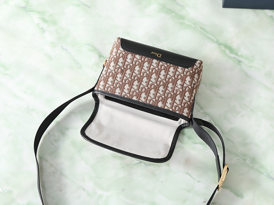 DIOR MESSENGER BAG