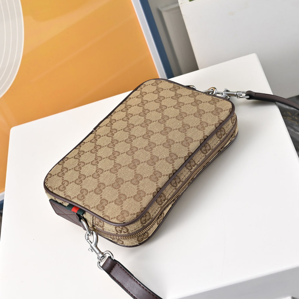 GUCCI MESSENGER BAG