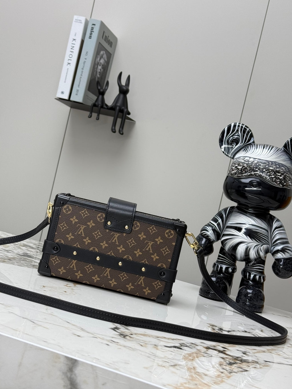 LV WOMENS BAG
