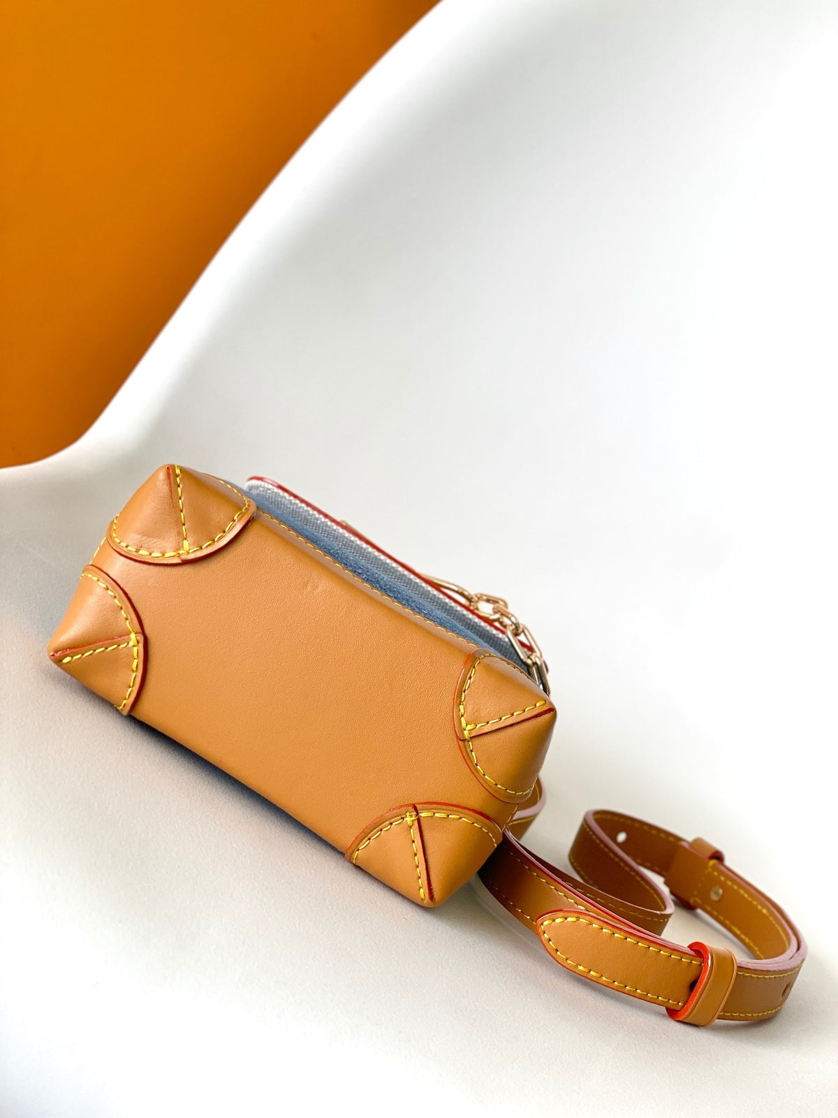 LV WOMENS BAG
