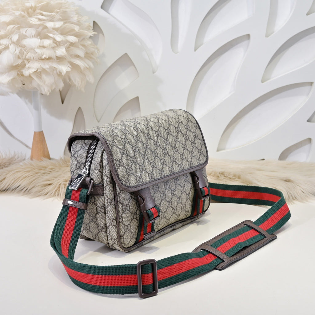 GUCCI MESSENGER BAG