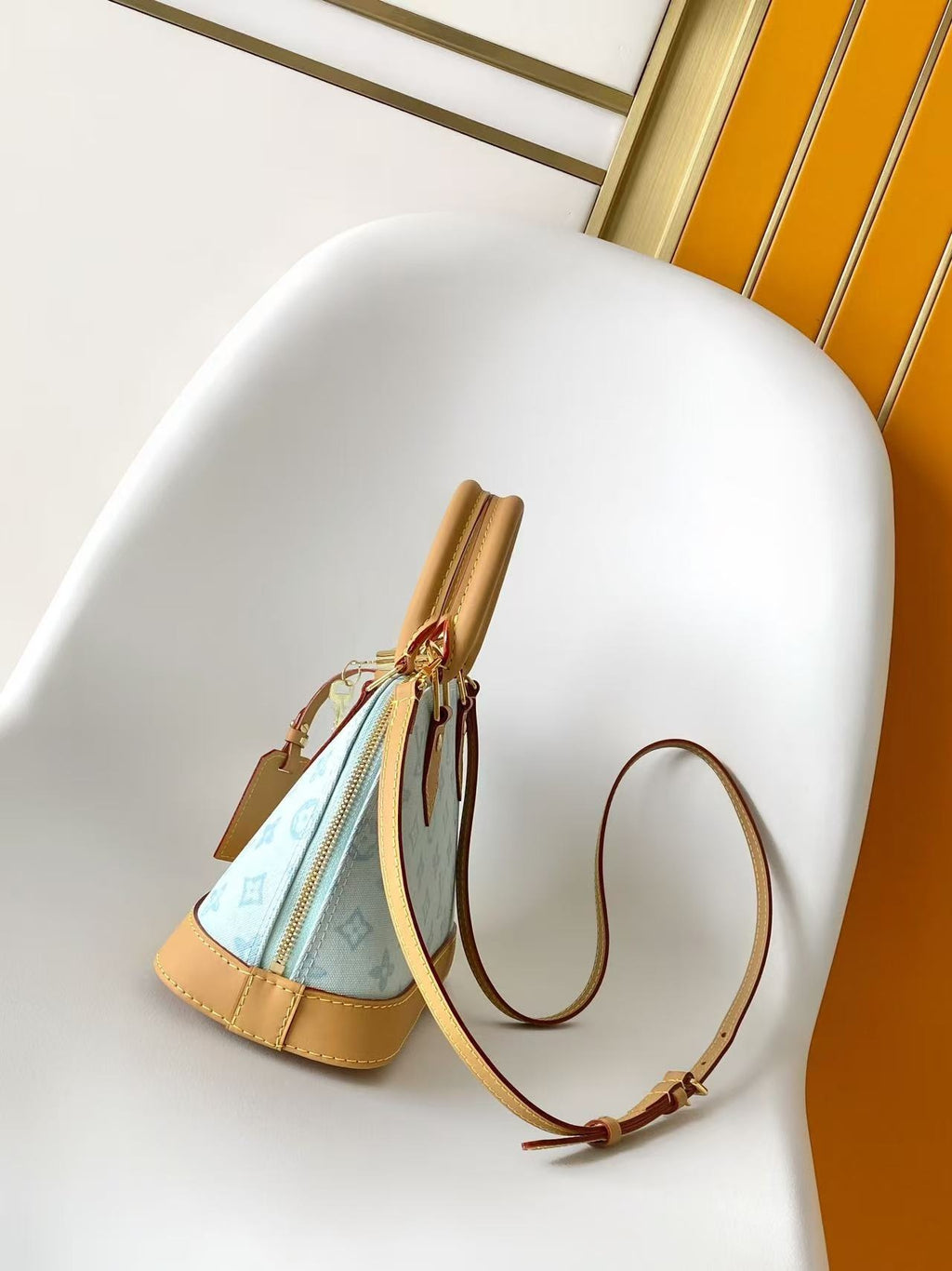 LV WOMENS BAG