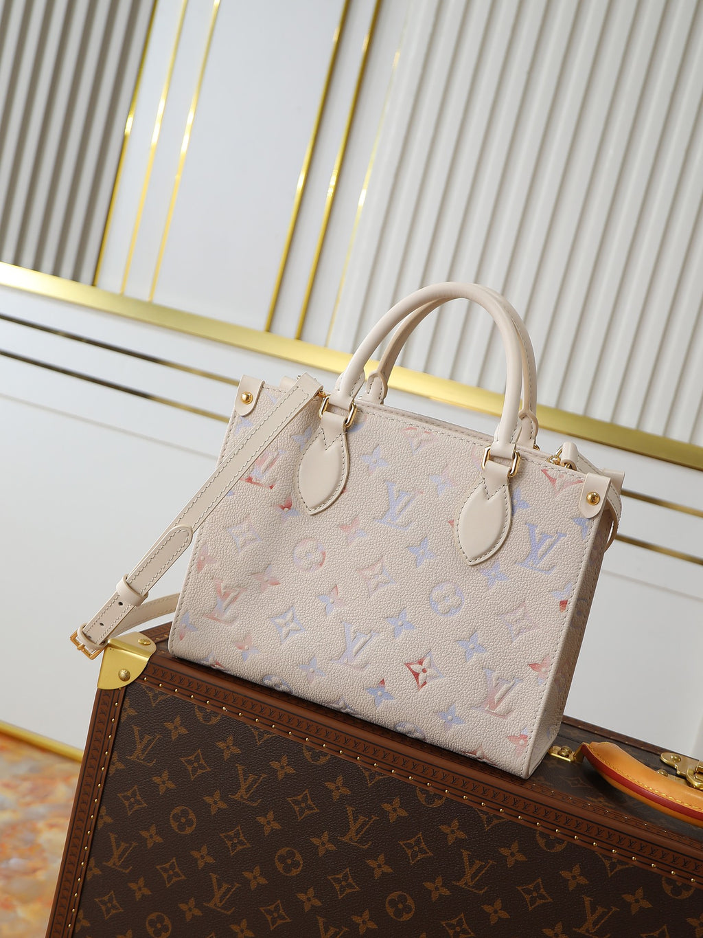 LV WOMENS BAG