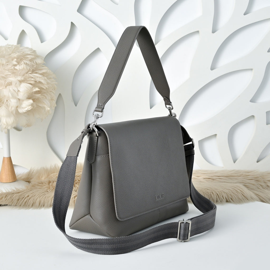 DIOR MESSENGER BAG