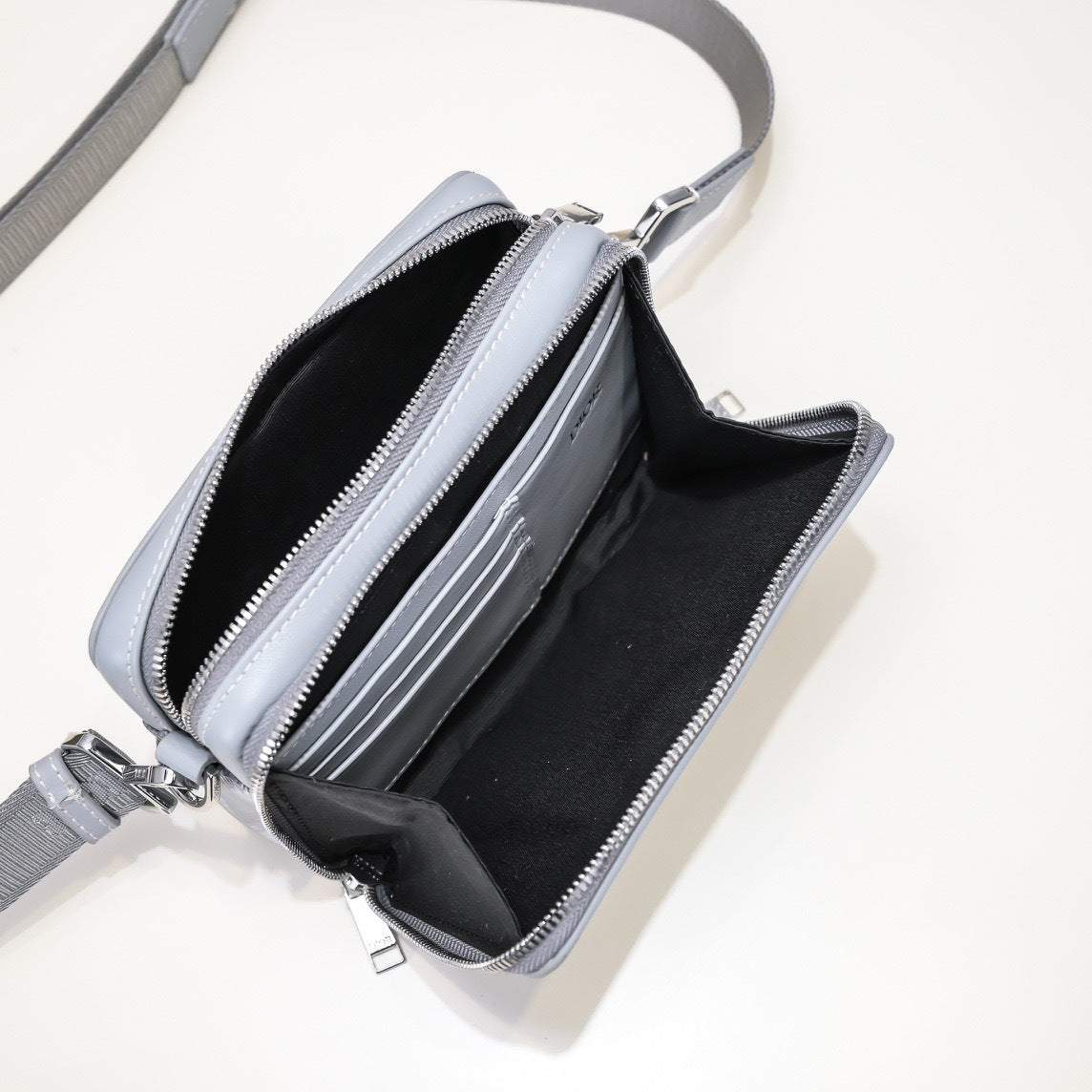 DIOR MESSENGER BAG