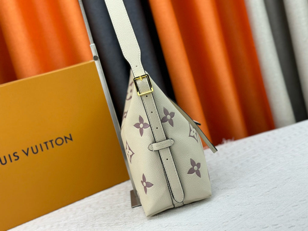 LV WOMENS BAG