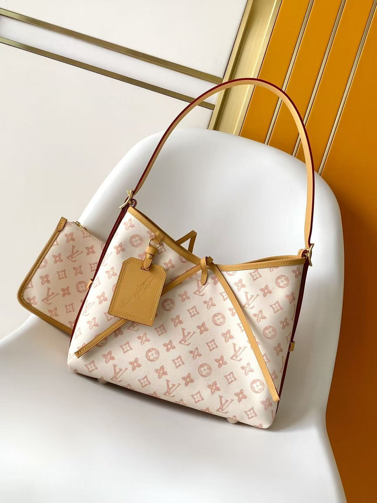 LV WOMENS BAG