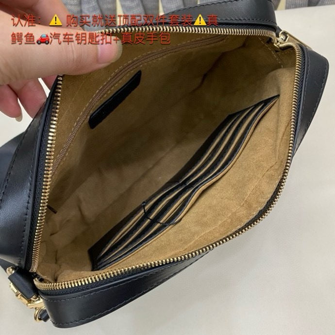 GUCCI MESSENGER BAG