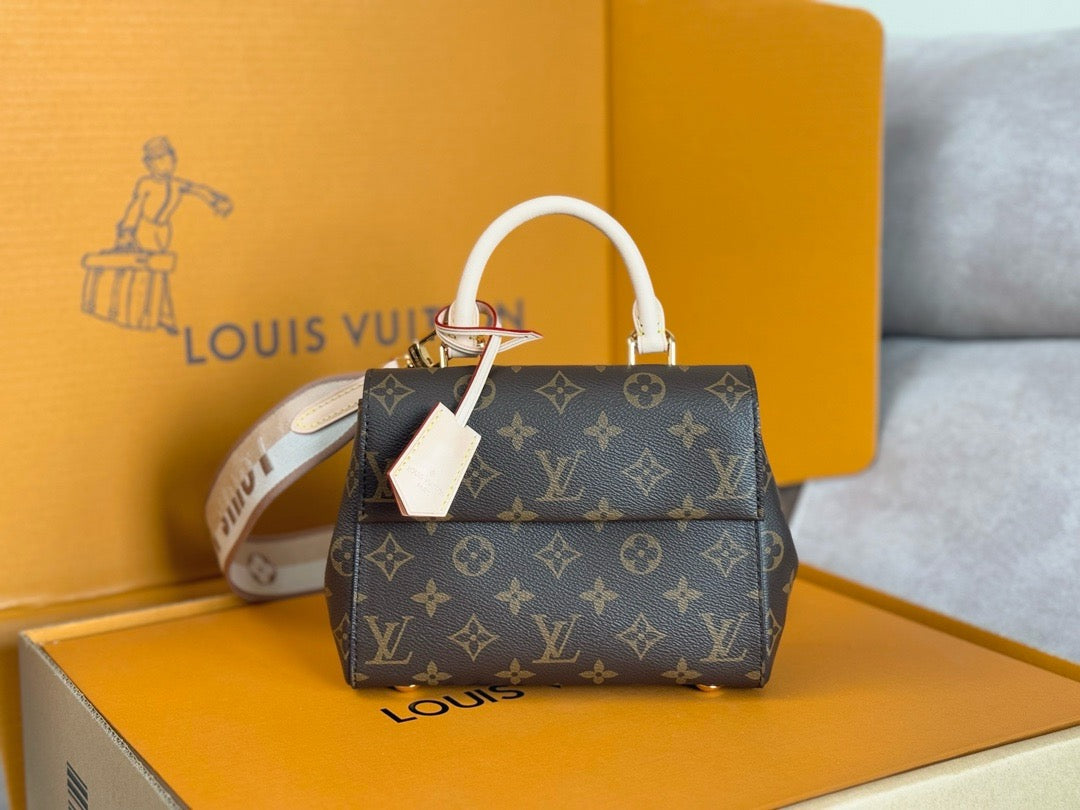 LV WOMENS BAG