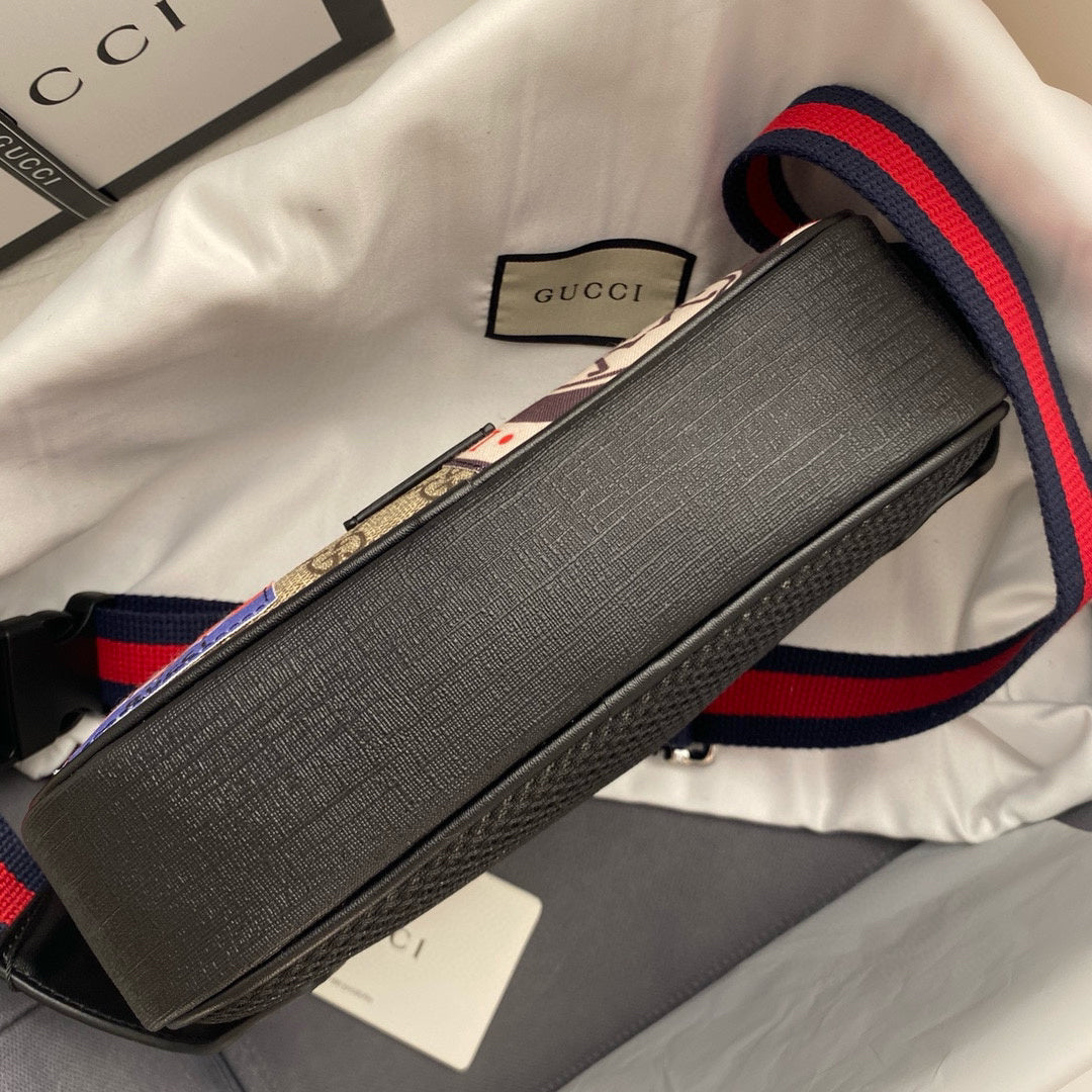 GUCCI MESSENGER BAG