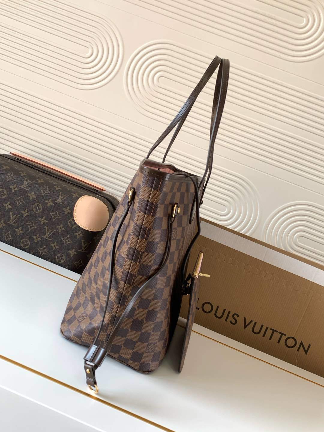 LV WOMENS BAG