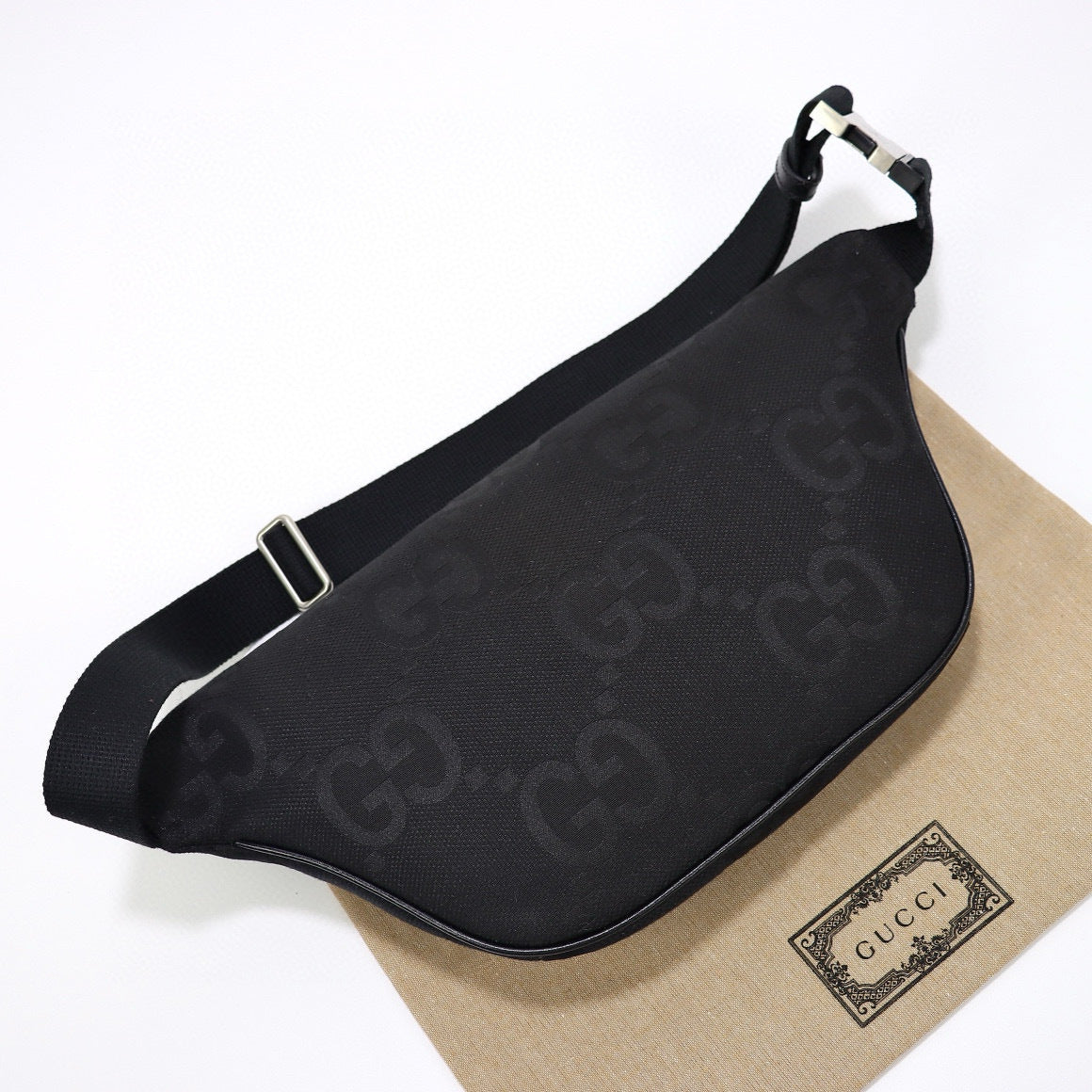 GUCCI MESSENGER BAG