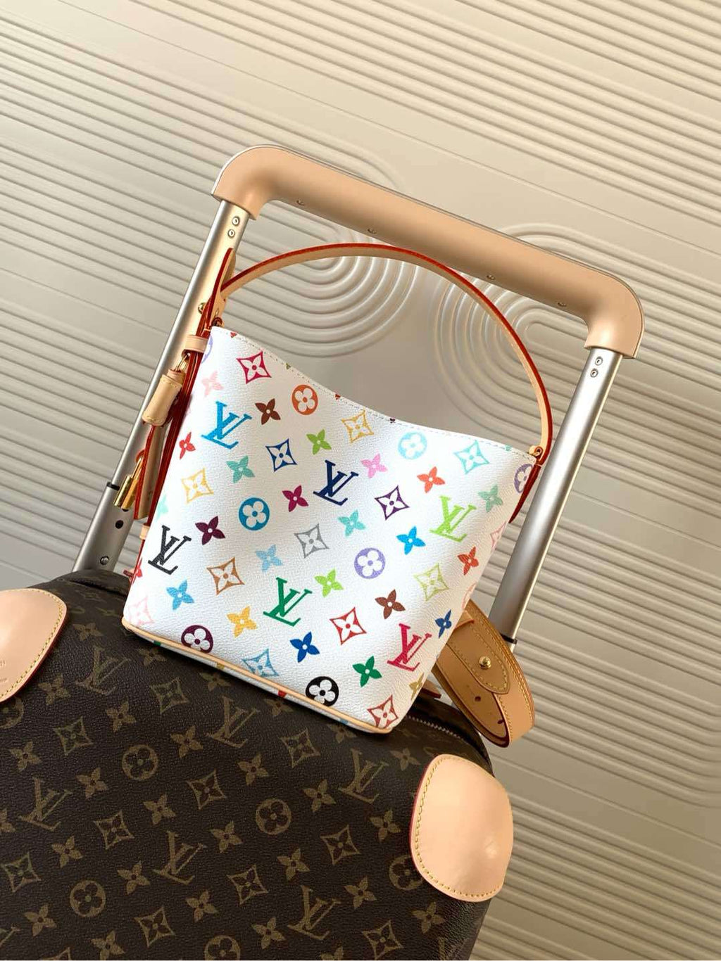 LV WOMENS BAG
