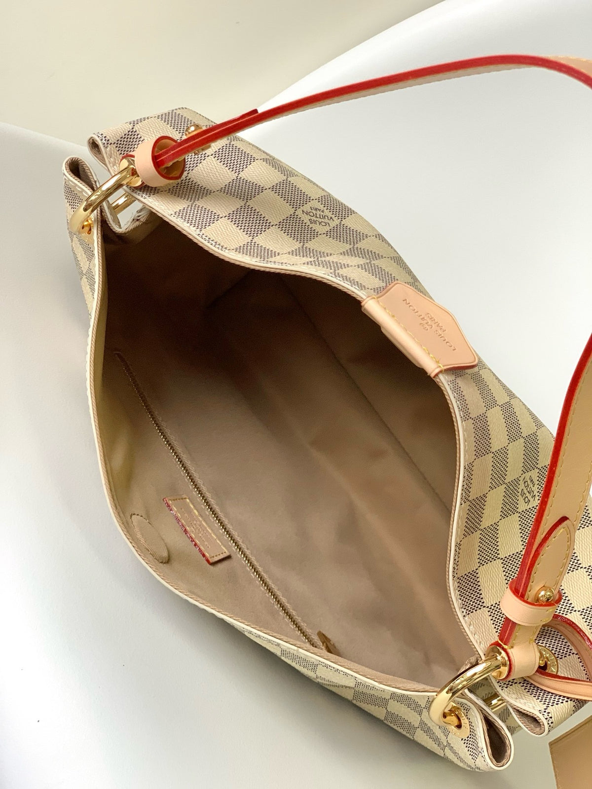 LV WOMENS BAG