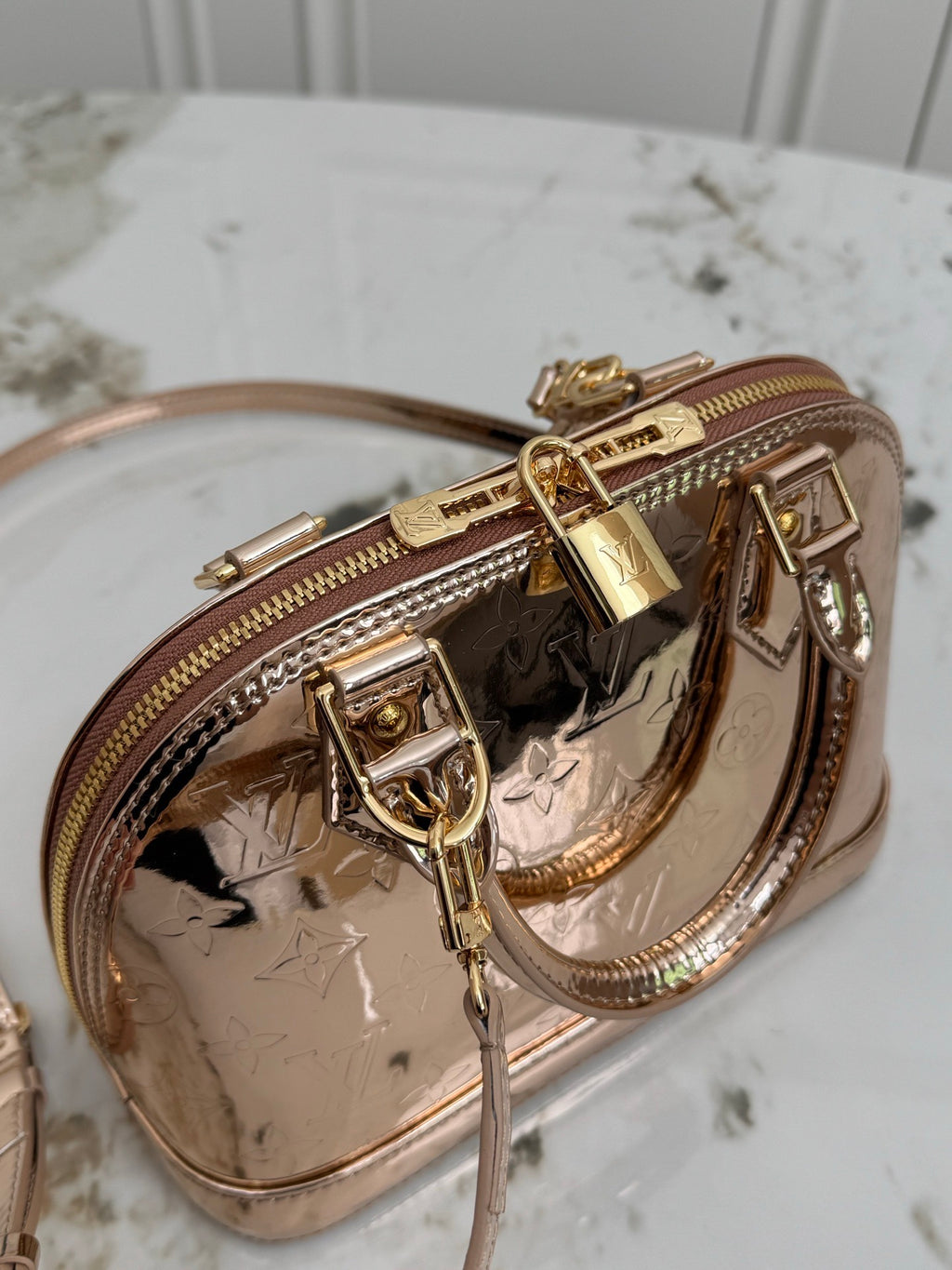 LV WOMENS BAG