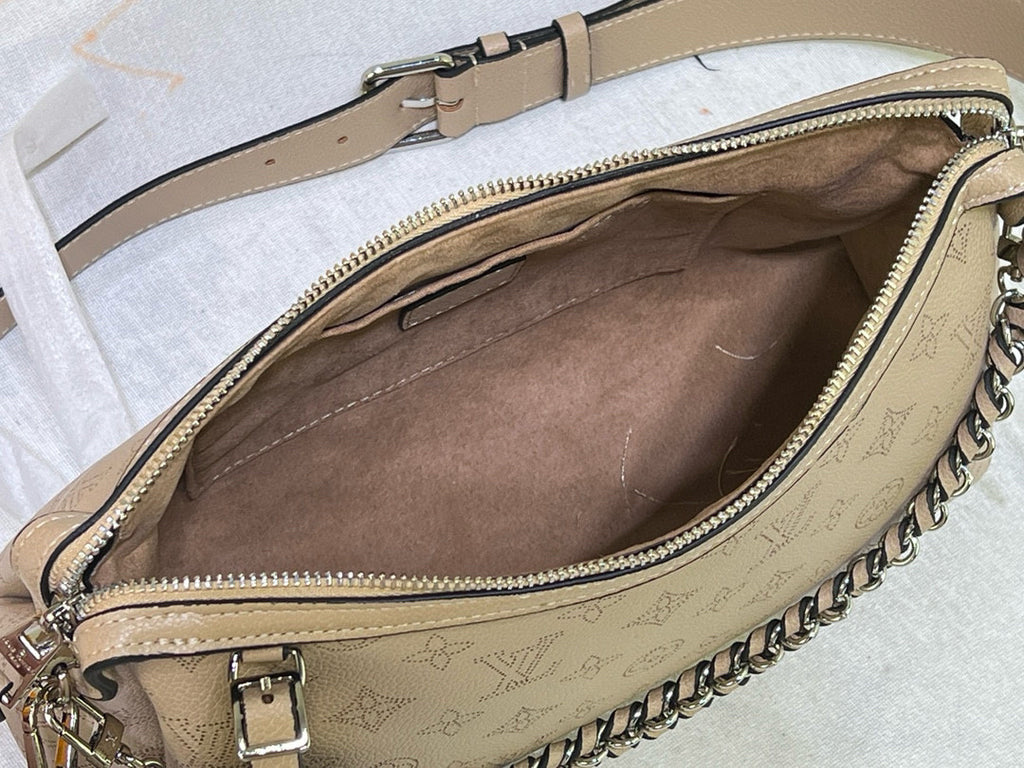 LV WOMENS BAG