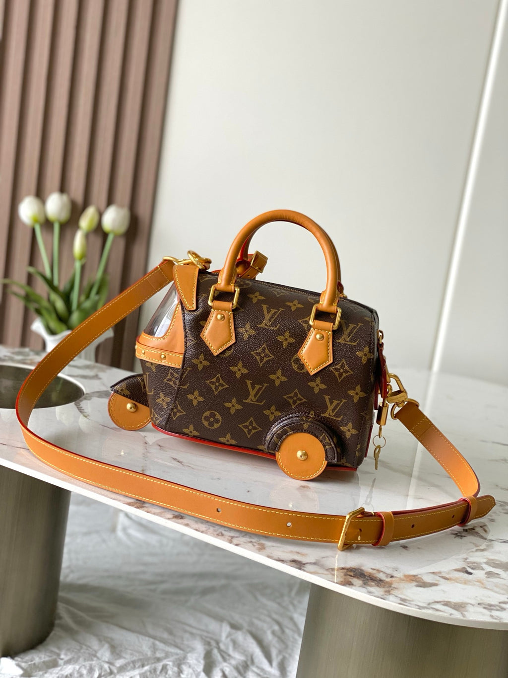 LV WOMENS BAG